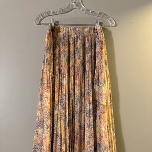 Pleated Floral Maxi Skirt